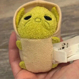 Disney Store Tsum Tsum Yoda Jedi Master Star Wars 3.5" Stackable Mini Plush